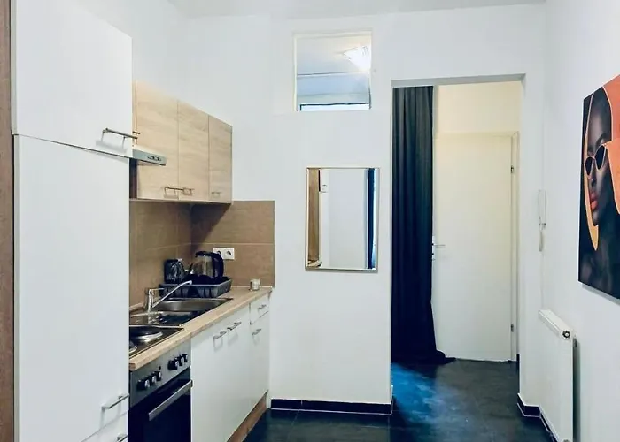 Comfy Private In 3br Shared Near Waehringer Park