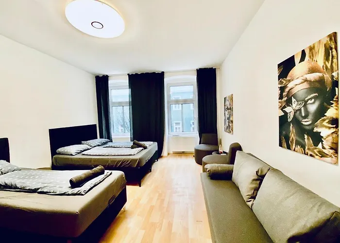 Comfy Private In 3br Shared Near Waehringer Park