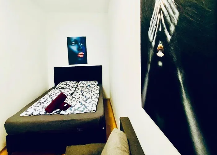 Apartment Comfy Private In 3br Shared Near Waehringer Park